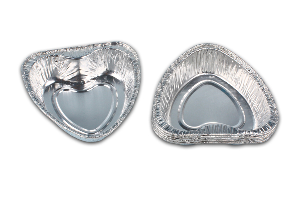 4" Heart-shaped cake plate